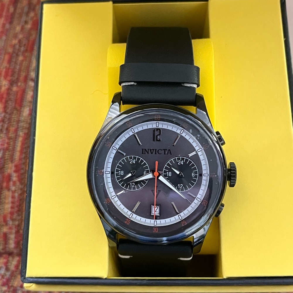NOS Invicta Gents Wristwatch - Picture 7 of 8